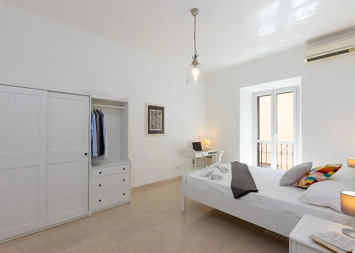 Cesare By In Apartment Rom